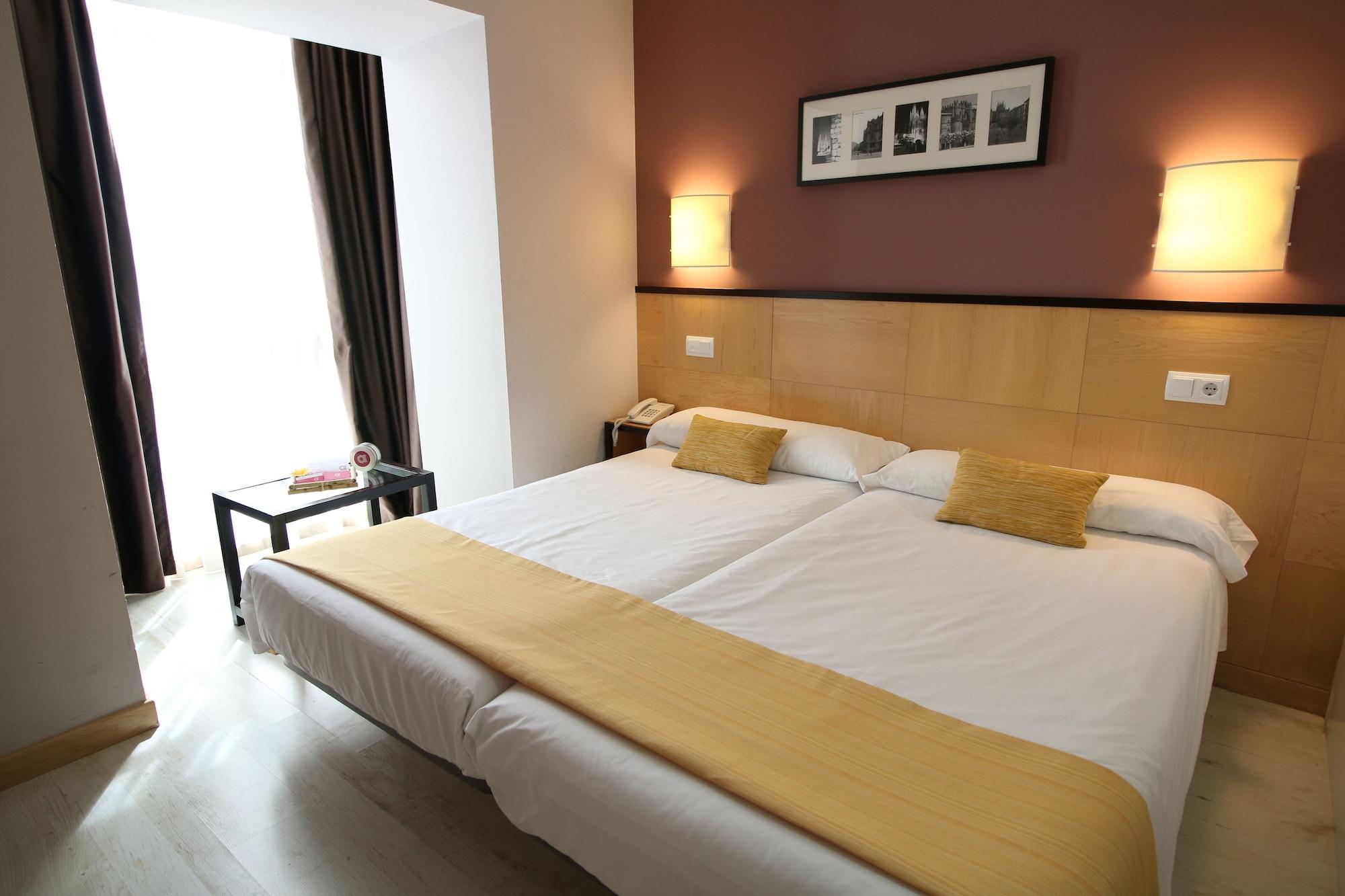 Hotel Alda Entrearcos บูร์โกส ภายนอก รูปภาพ