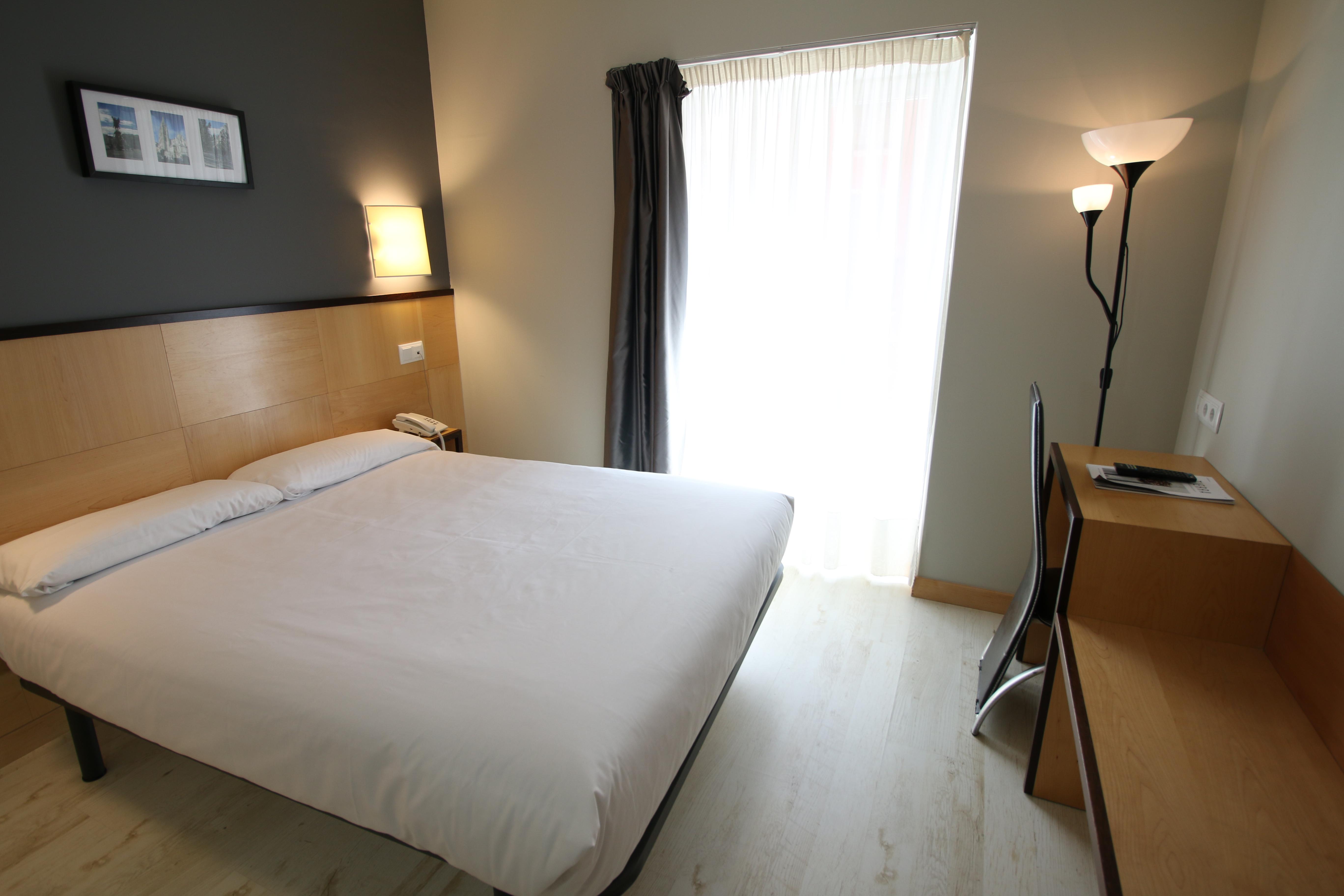 Hotel Alda Entrearcos บูร์โกส ภายนอก รูปภาพ