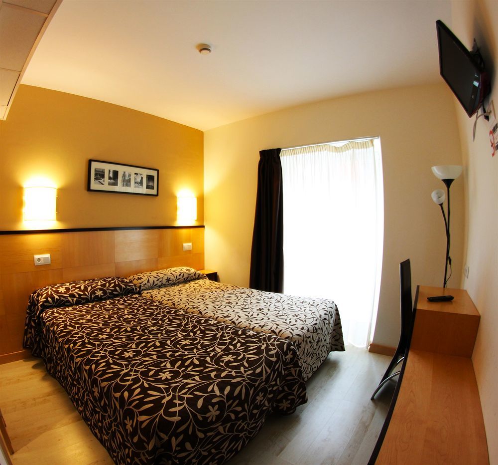 Hotel Alda Entrearcos บูร์โกส ภายนอก รูปภาพ
