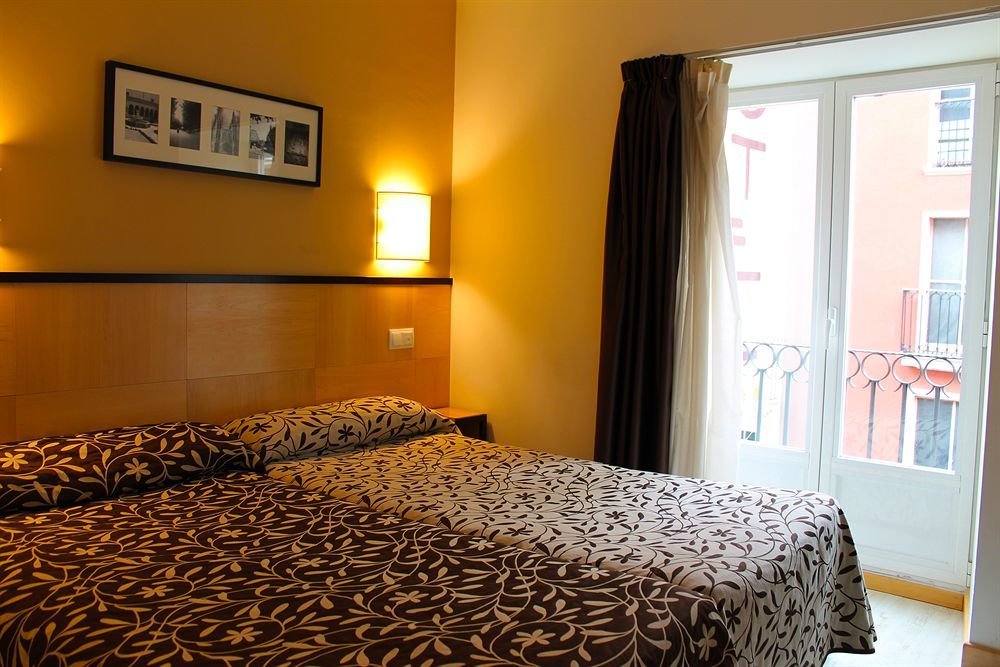 Hotel Alda Entrearcos บูร์โกส ภายนอก รูปภาพ